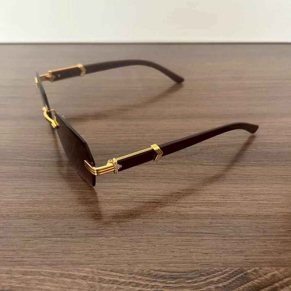 《 left》 Rimless Sunglasses, Square Type, Edges None, Gray Lens, Wood-like