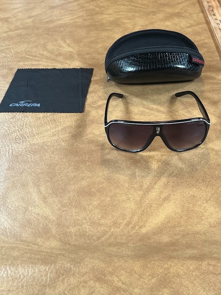 Carrera Men’s Sunglasses Black White Navigator Shape Frame 1001/S C19 62 12-132