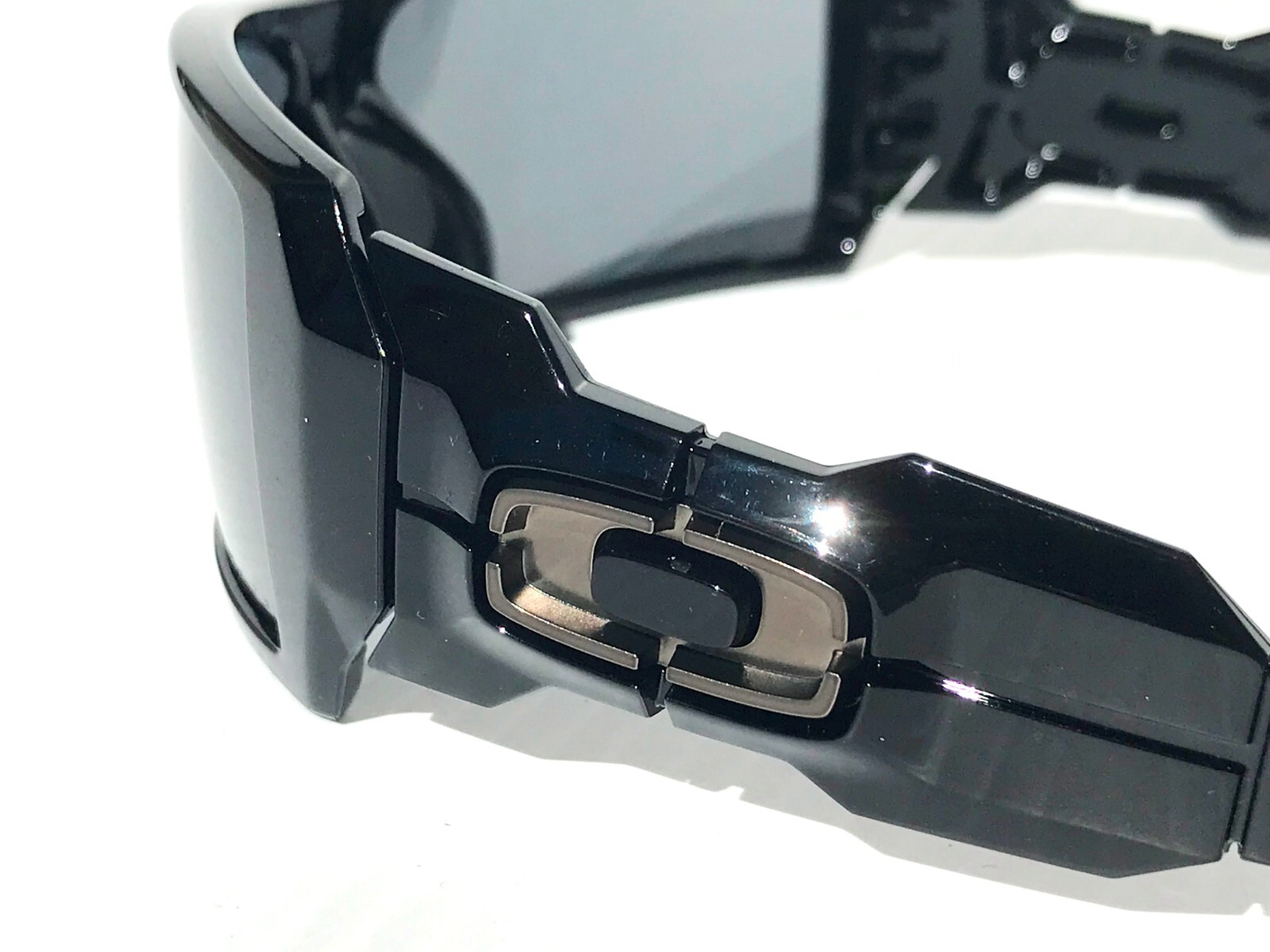 Oakley OIL RIG Polished Black POLARIZED Black iridium Lens Sunglass 9081 26-203