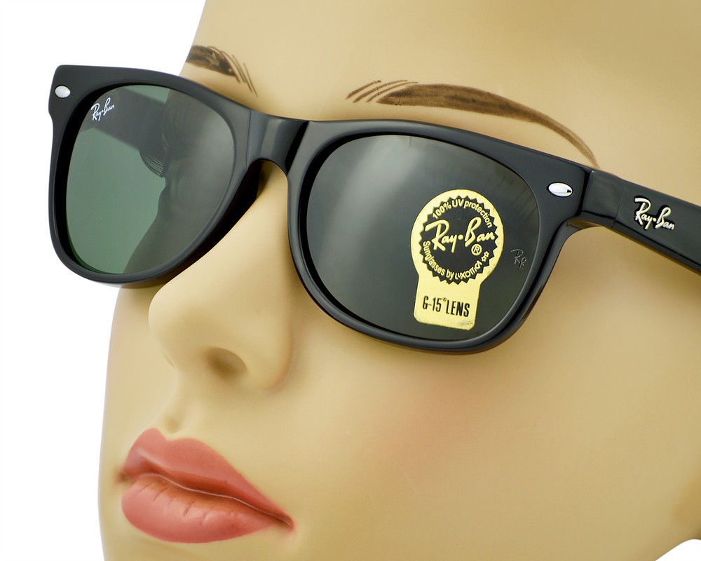 Ray-Ban Sunglasses RB2132 New Wayfarer Classic Black Frame Green Lenses 55mm