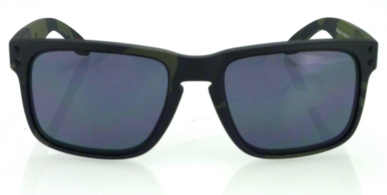 NEW Oakley Holbrook Sunglasses Multicam Black l Grey OO9102-93