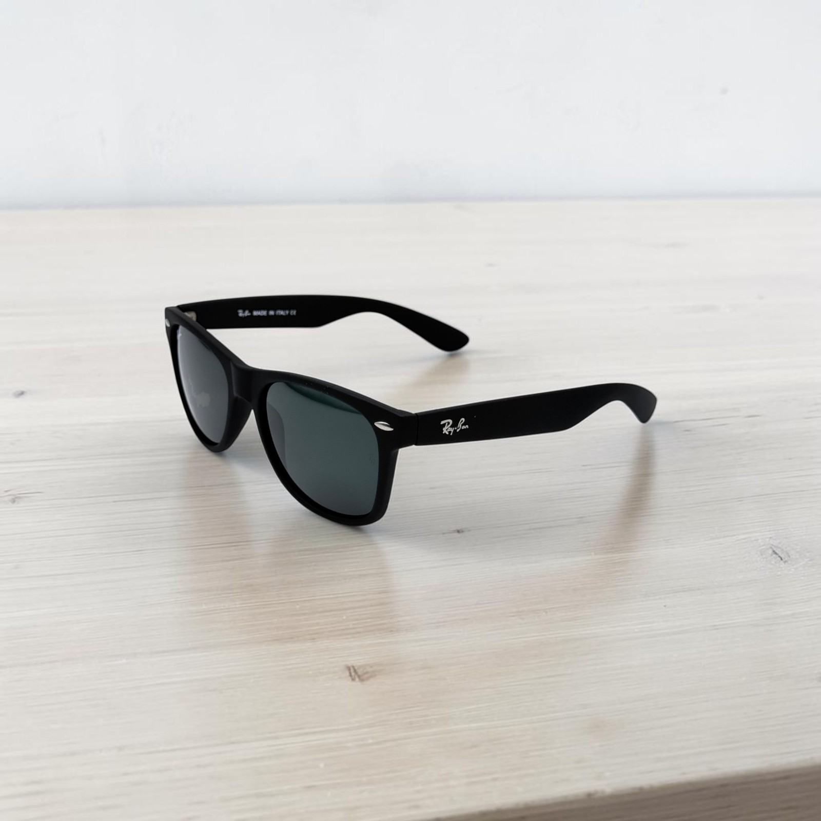 Ray-Ban Wayfarer RB2140 C3 Matte Black With Case