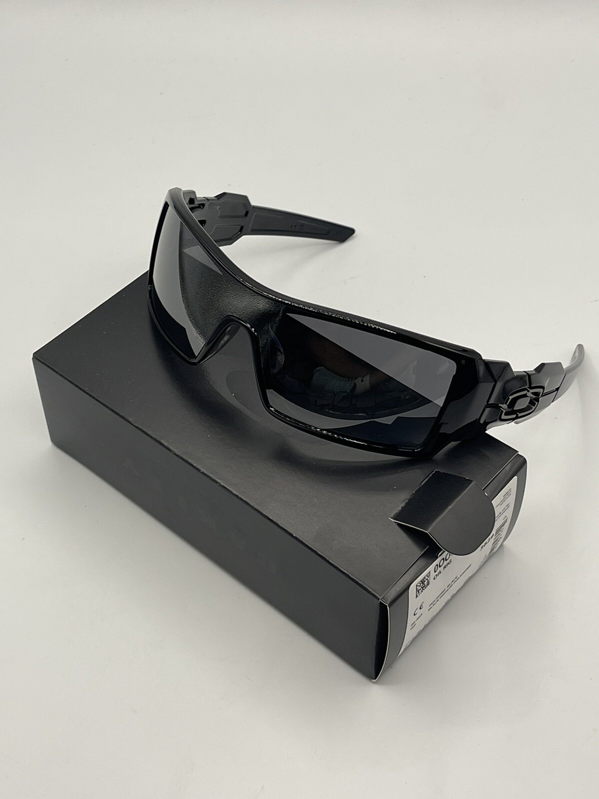 OAKLEY OO9081 OIL RIG POLISHED BLACK IRIDIUM POLARIZED MEN’S SUNGLASSES NEW