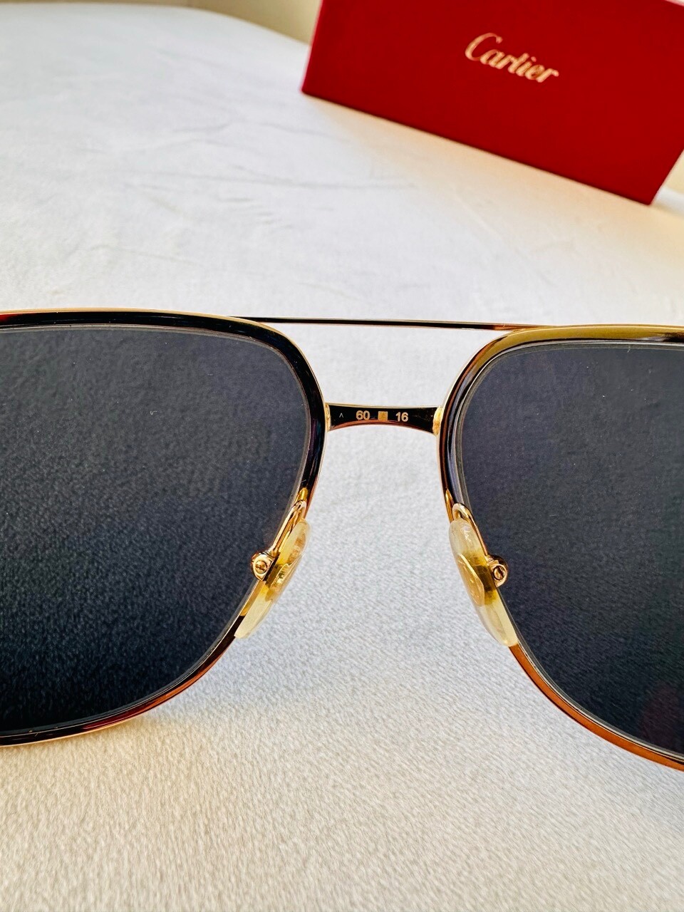Cartier Santos De Cartier Polarized Grey Flash Mirror Navigator Men’s Sunglasses