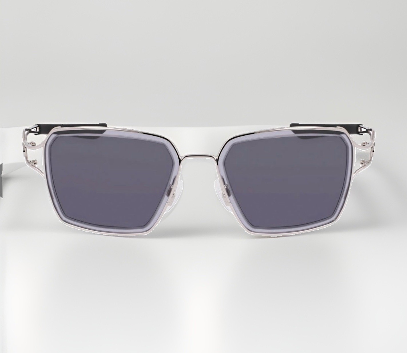 🔥NWT-Nike Unisex Sunglasses – VEIL PRISM EV24049 040 (Transparent Grey/Silver)