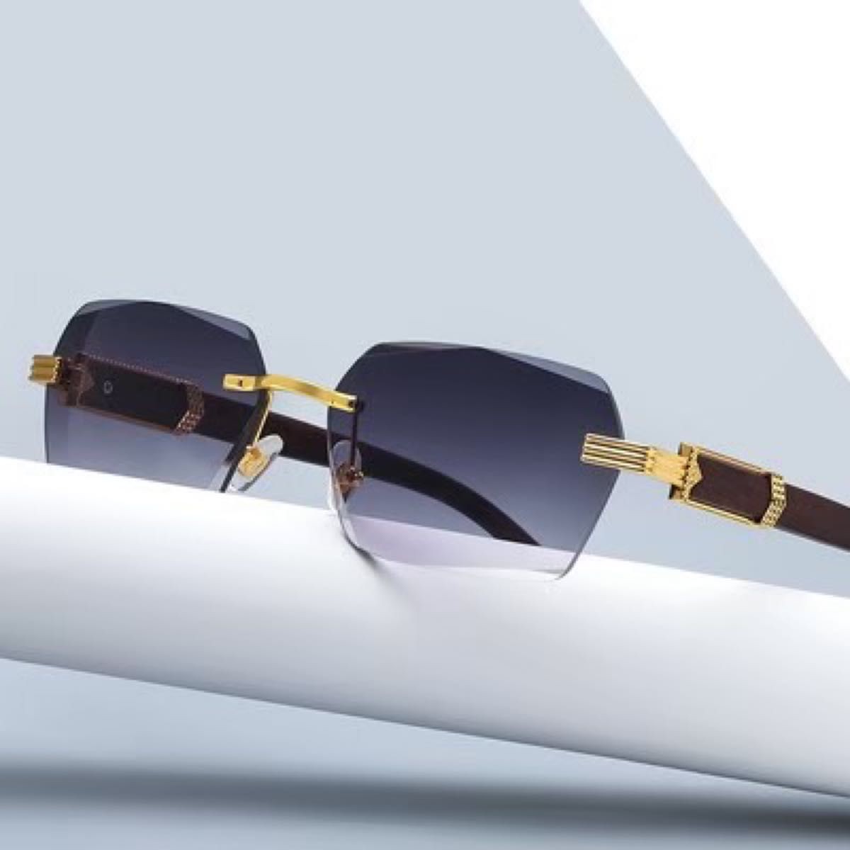 《 left》 Rimless Sunglasses, Square Type, Edges None, Gray Lens, Wood-like