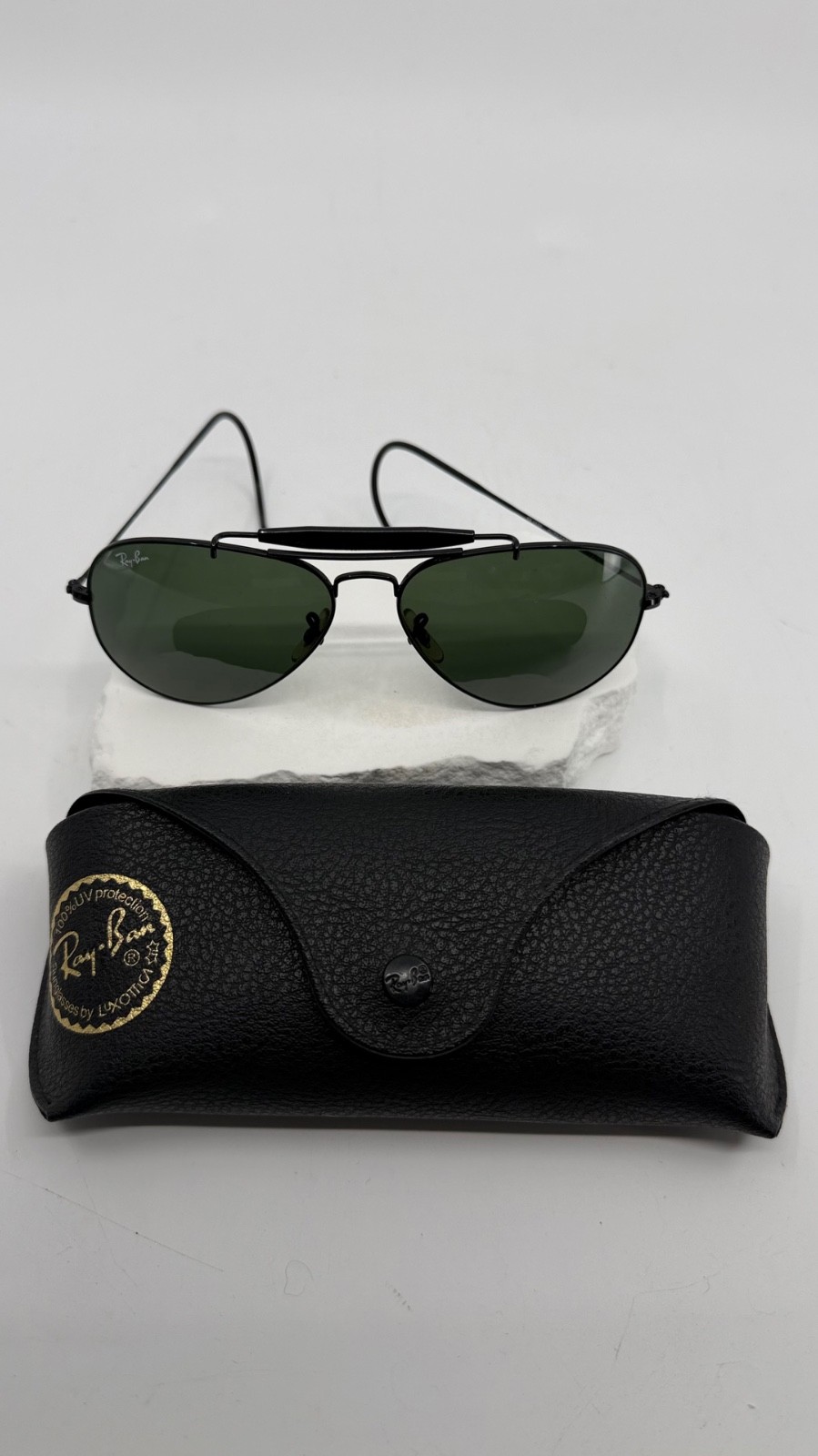 Vintage Ray-Ban RB3030 Outdoorsman Aviator Sunglasses (with case)