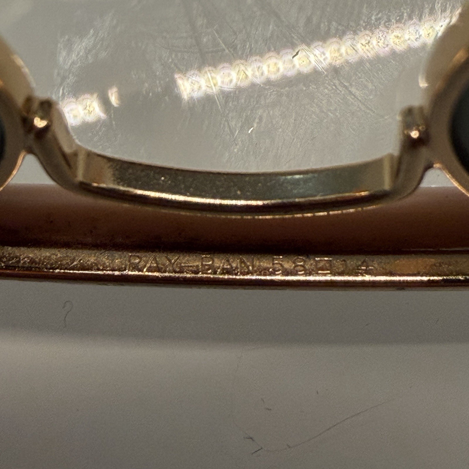 Ray-Ban Aviator Sunglasses Gold Metal Frame Mens Womens Pilot with Case