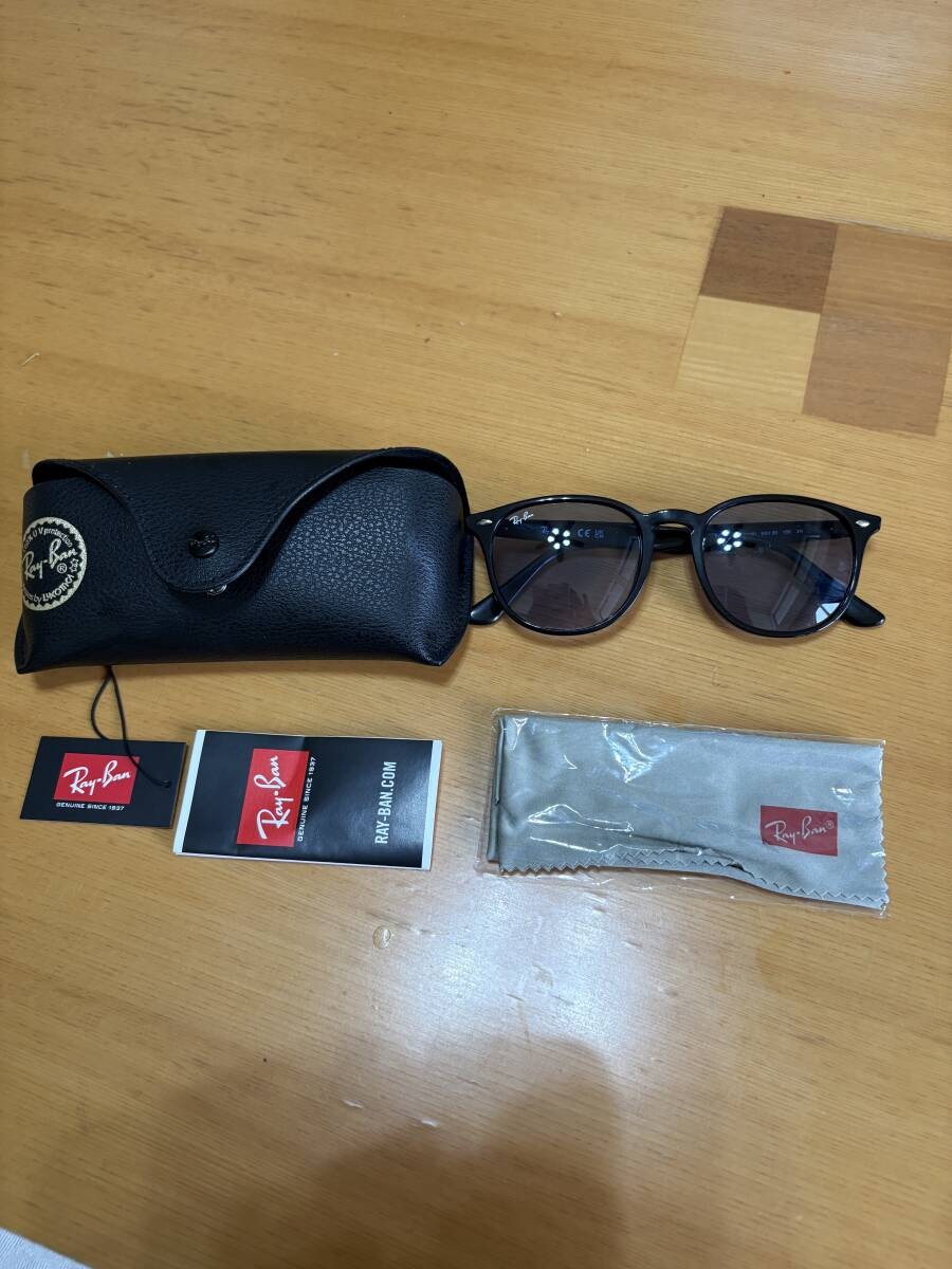 Ray-Ban RB4259F light blue lens from Japan