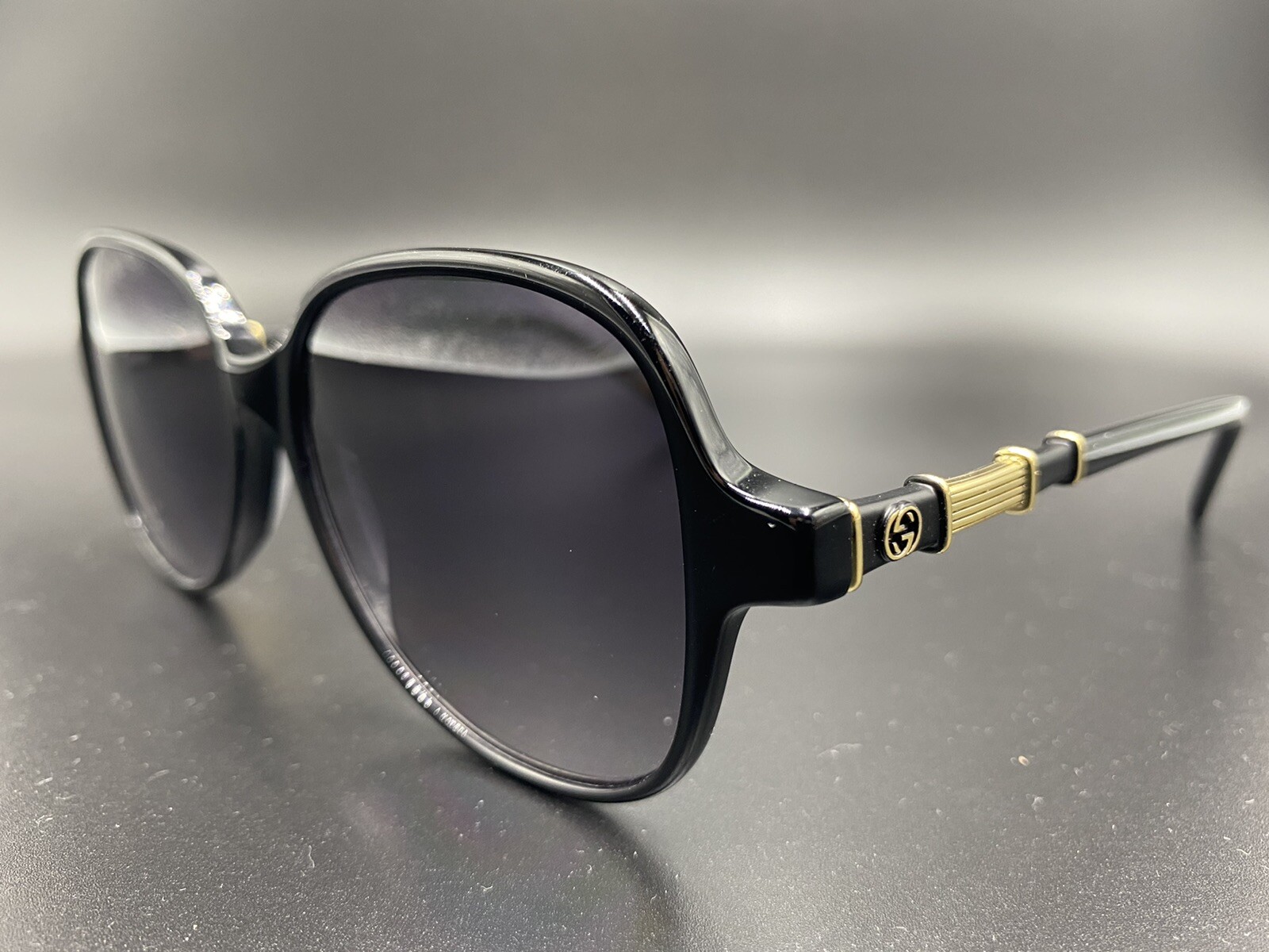 New GUCCI GG0756S 001 Black Frames Gray Gradient Lens 55-17-145. Authentic Italy