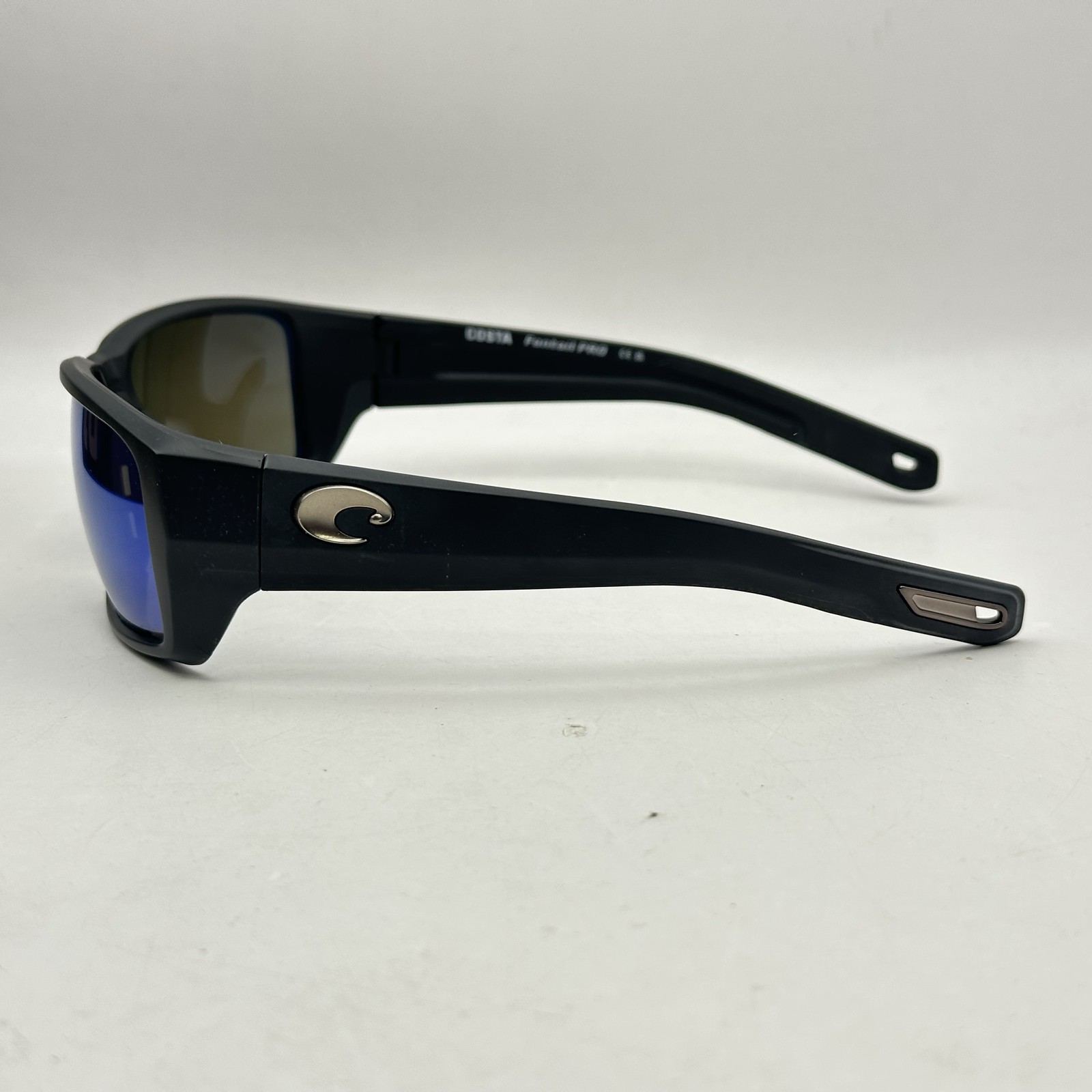 Costa Del Mar Mens Fantail Pro 580G Polarized Mirror Wrap Sunglasses Black/Blue