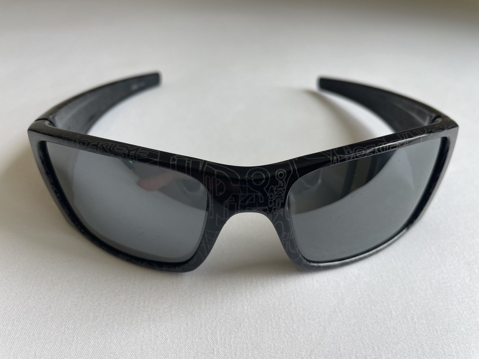 Oakley Fuel Cell Black / Silver Ghost Text – Black Iridium Polarized – NEAR MINT