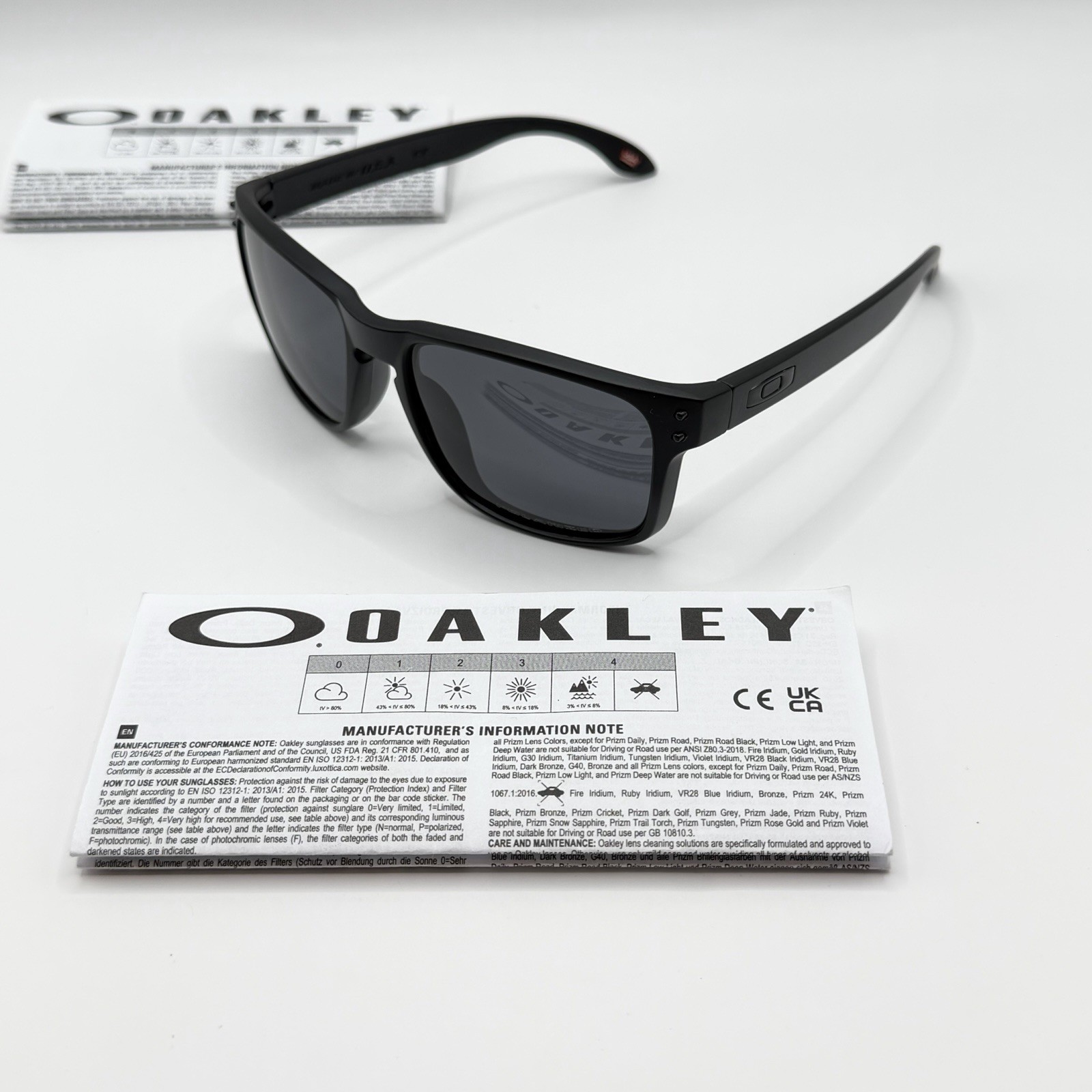 OAKLEY Standard Issue Holbrook™ 57/18 matte black accent sunglasses
