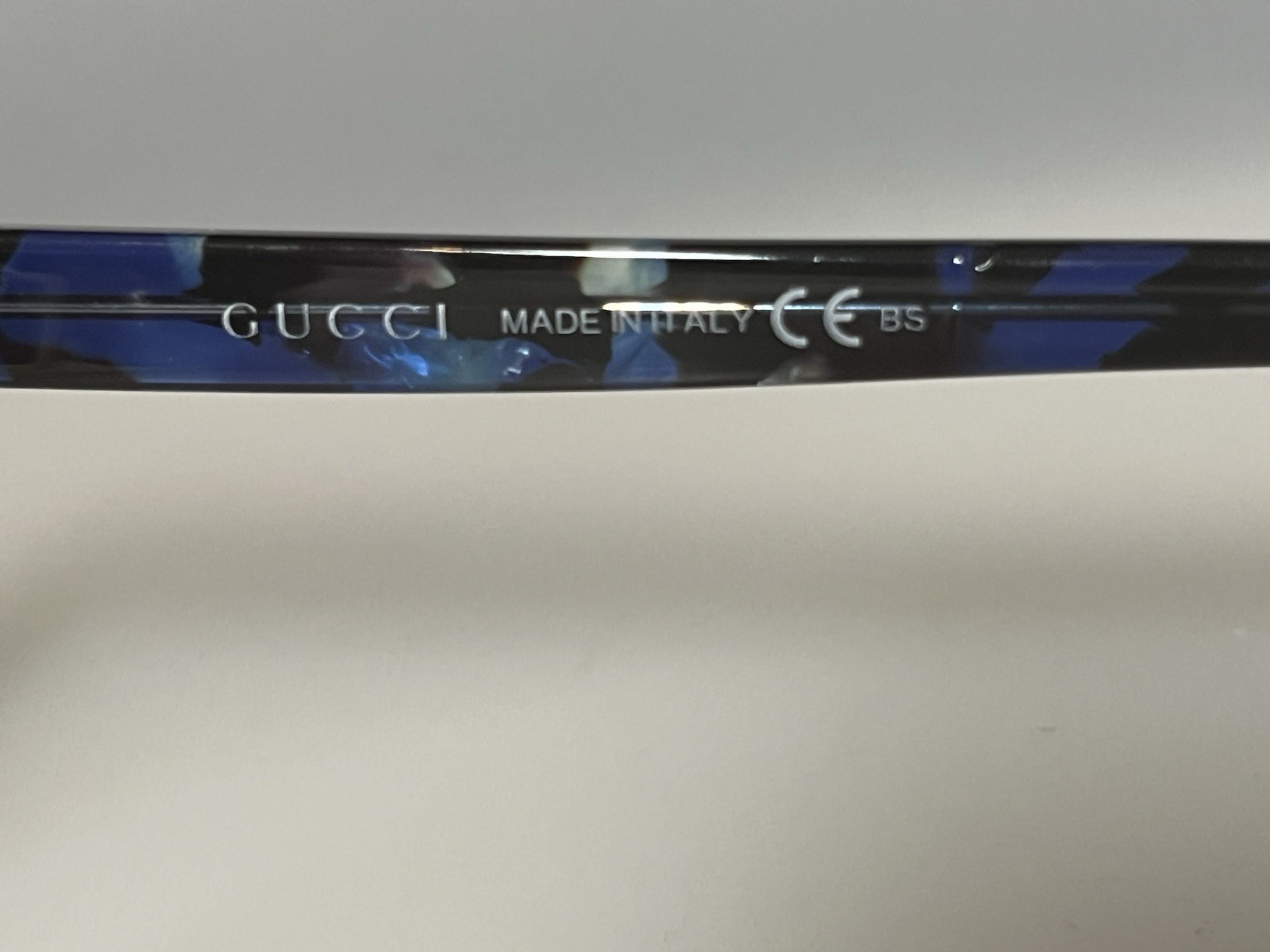 Gucci GG 4268 Black Plastic Rectangle Sunglasses Gray Tinted Lenses 140mm