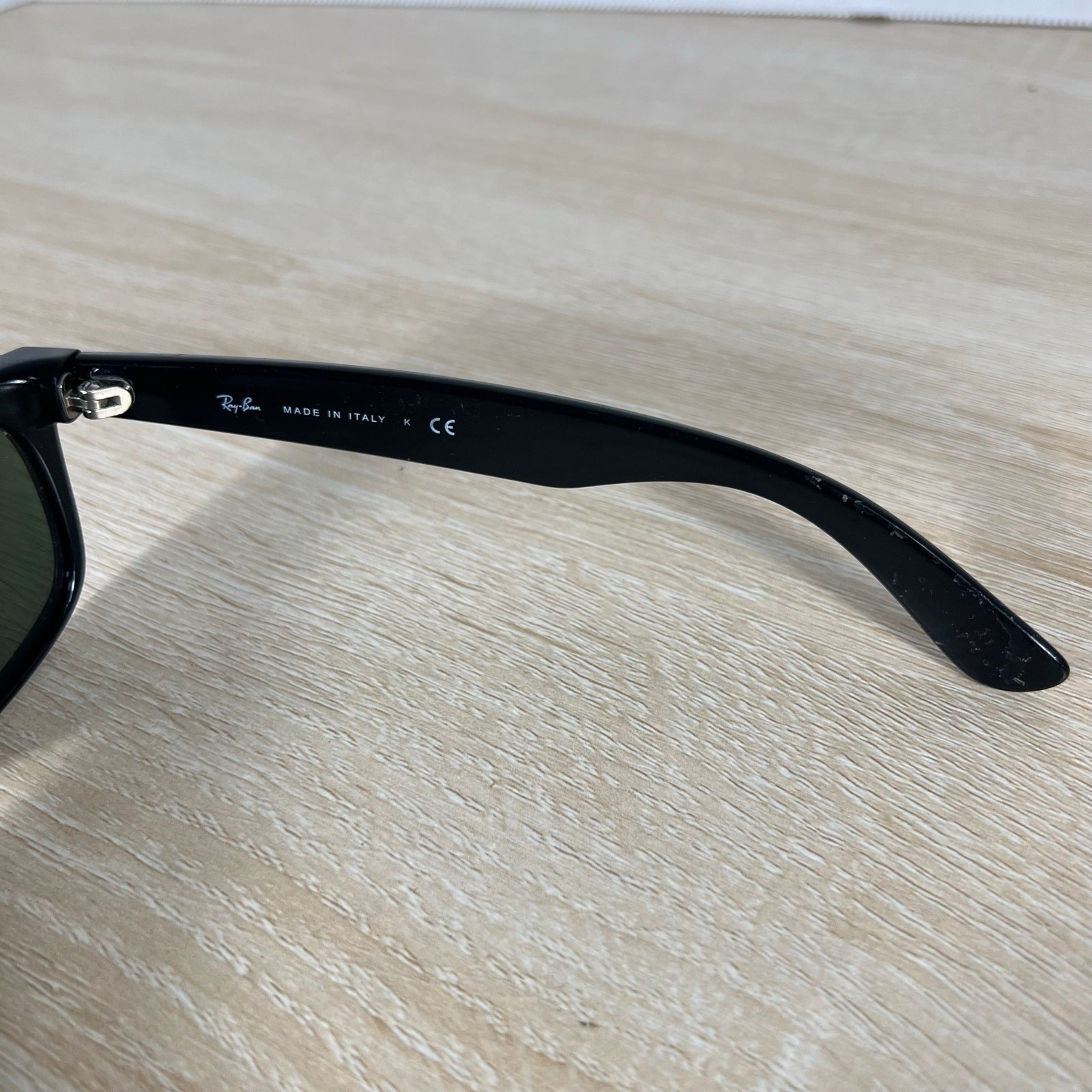 Ray-Ban RB2132 New Wayfarer 901 Sunglasses Black READ DESC 55-18 Italy
