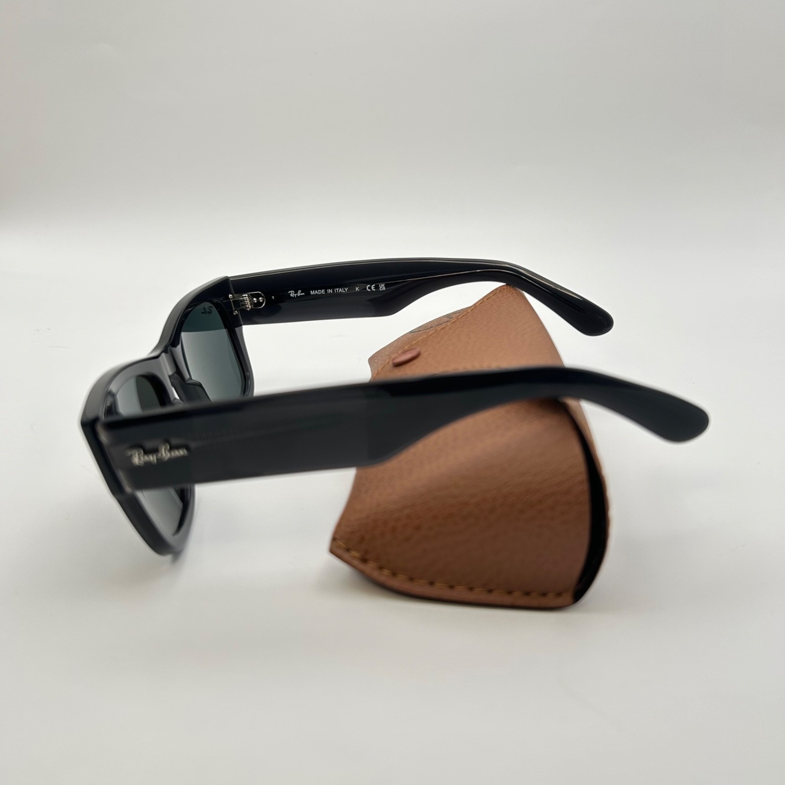 NEW Mega Wayfarer Ray-Ban RB0840S 901/31 51-21 Unisex Sunglasses – Black/Green