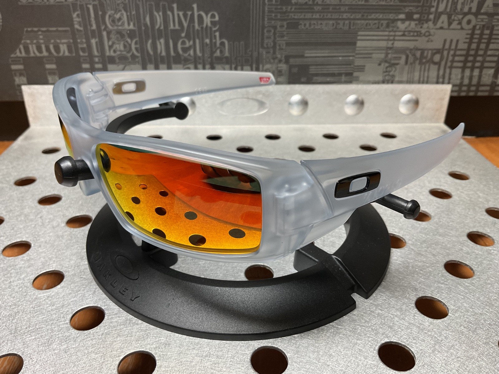 OAKLEY GASCAN MATTE WHITE/ RUBY IRIDIUM