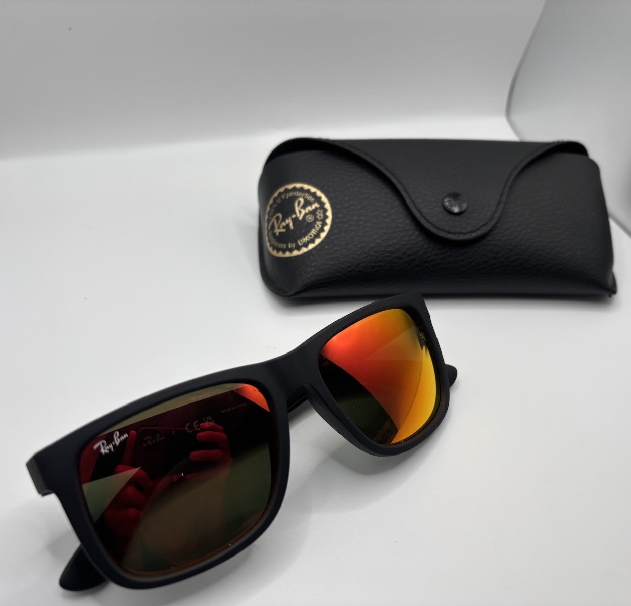 Ray-Ban Justin RB4165 Square Sunglasses Black Frame Red Mirrored Read Desc.