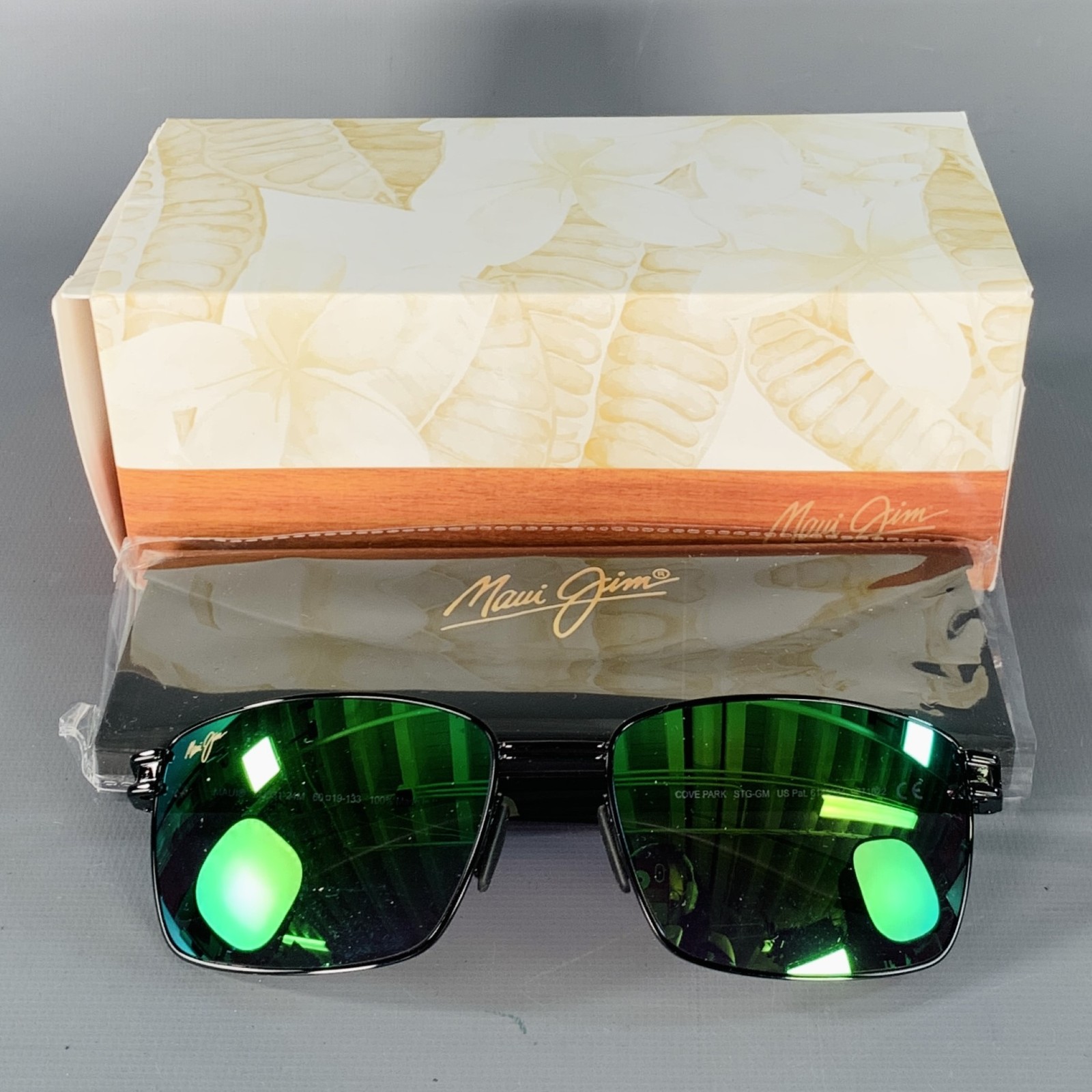 MAUI JIM Cove Park Black Iridescent Green Acetate Metal Polarized Sunglasses