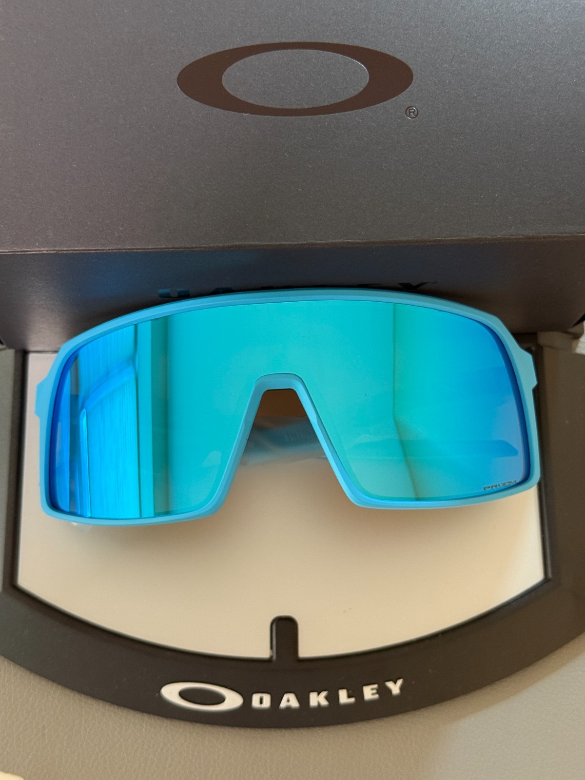 Oakley OO9406 Sutro Prizm Sapphire Mirrored Lenses Men’s Sunglasses