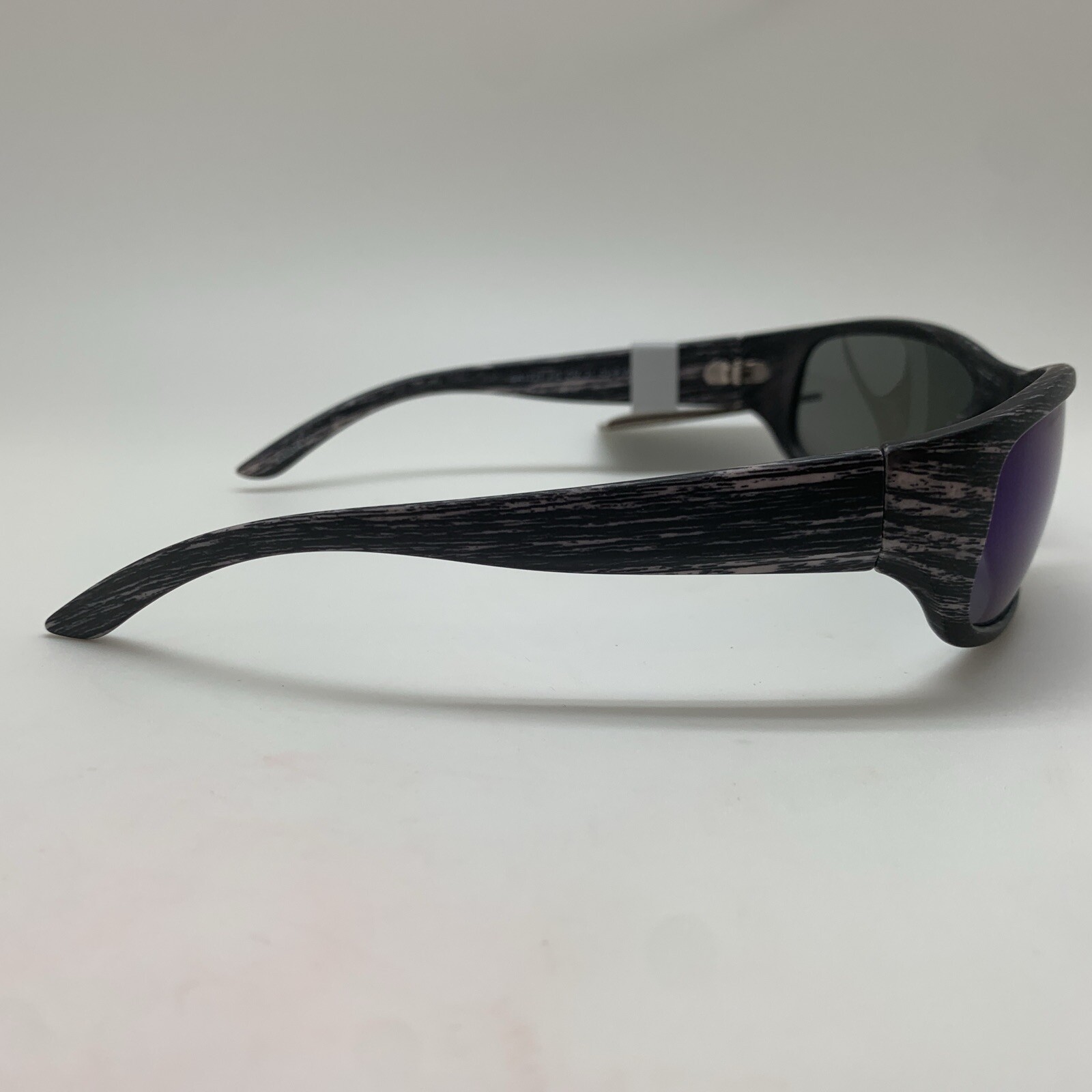 T45.3 WEST LOOP Sunglasses FG CM 21 03-P Gray Wood Grain Design POLARIZED Wrap