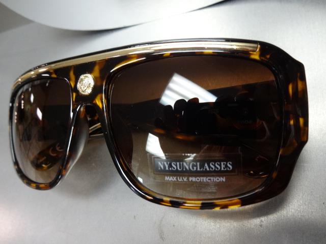 Men’s CLASSIC RETRO HIP HOP RAPPER Style SUN GLASSES Thick Tortoise & Gold Frame