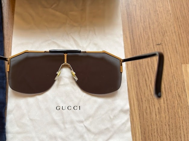 Gucci GG0291S 001 Shield Sunglasses Black Gold Gray Lens Made in Italy