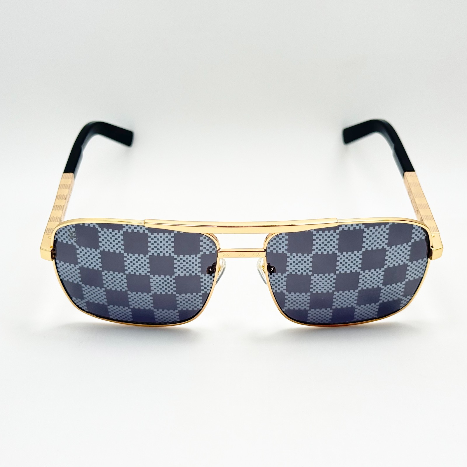 Louis Vuitton Z0259U Gold Navigator Sunglasses Gray Damier Check Lens Italy