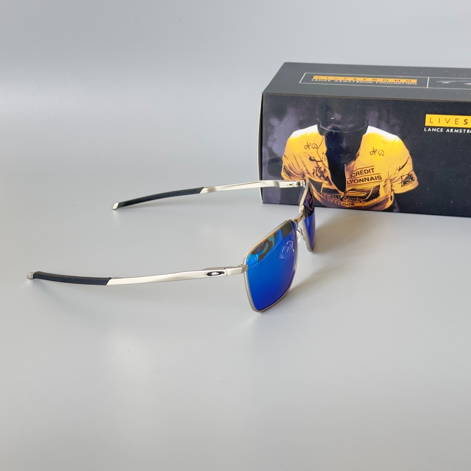 Oakley Ejector OO4142 Polarized Sunglasses Silver Frame Sapphire Polarized lens