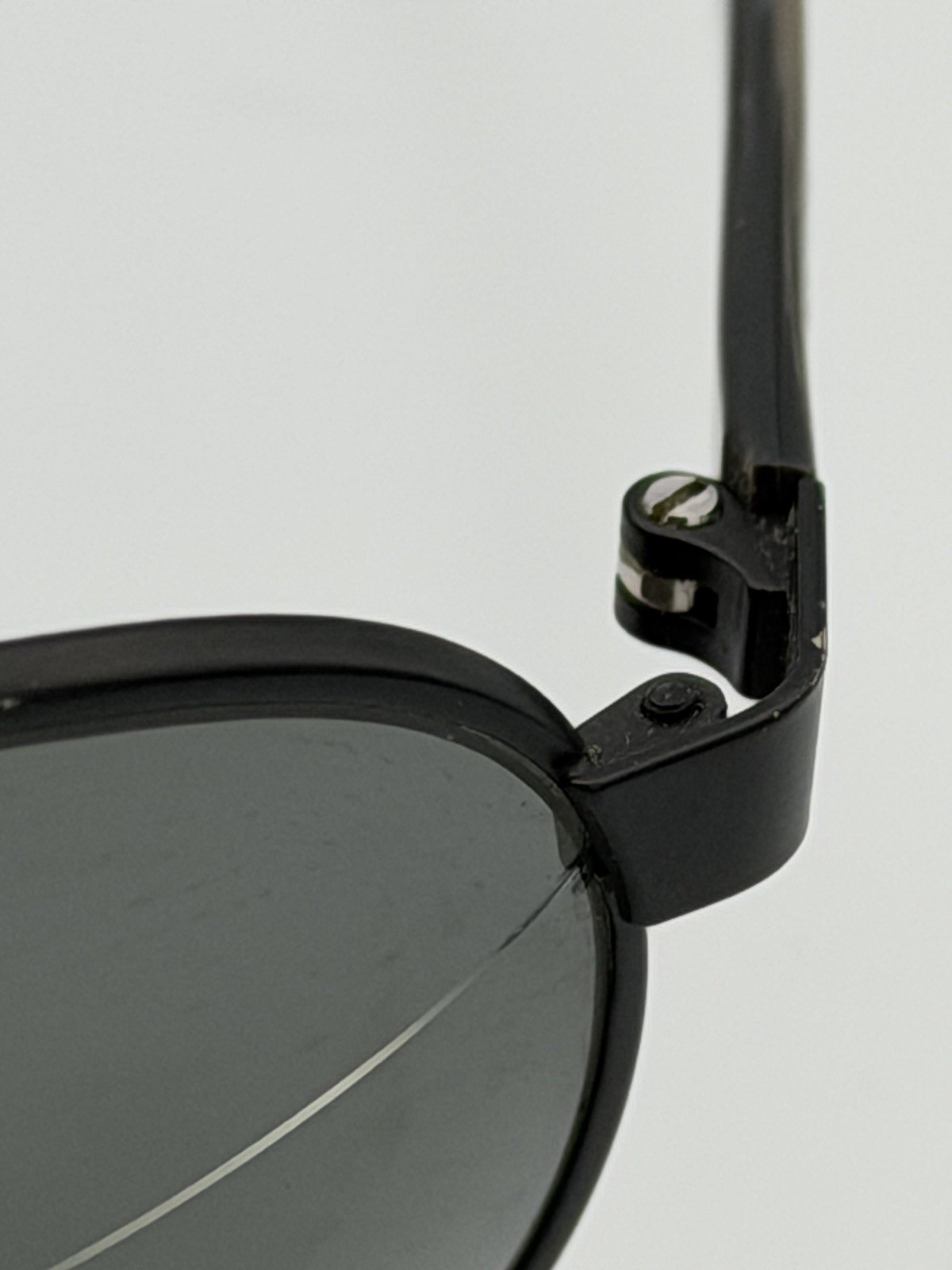 Maui Jim Men’s 62mm Black Polarized Sunglasses MJ0728S-001 15-140 XL READ