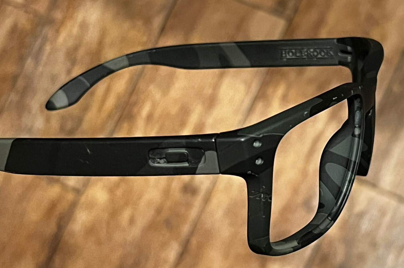 OAKLEY Holbrook Sunglasses Multicam Black Camo OO9102 READ