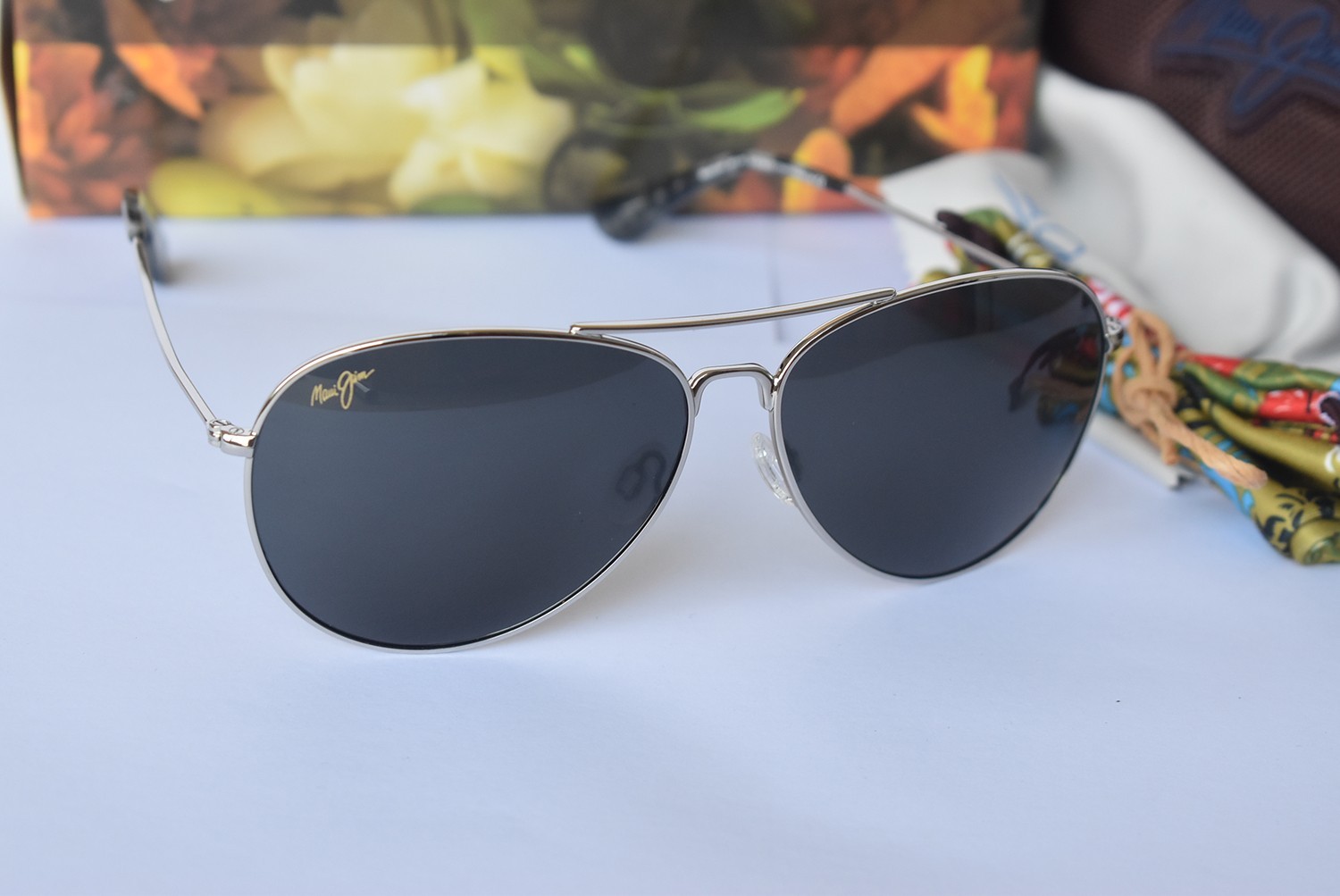 Maui Jim Mavericks GS264-17 Polarized Silver Aviator Sunglasses Neutral Grey Len