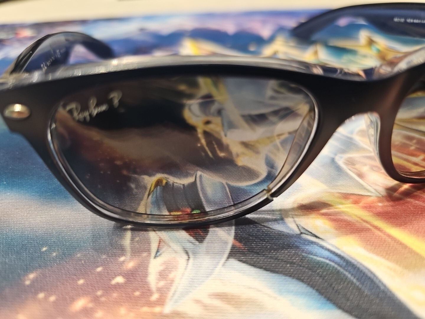 Ray-Ban Used Wayfarer Black Sunglasses RB2132 55mm Damaged. Free Case