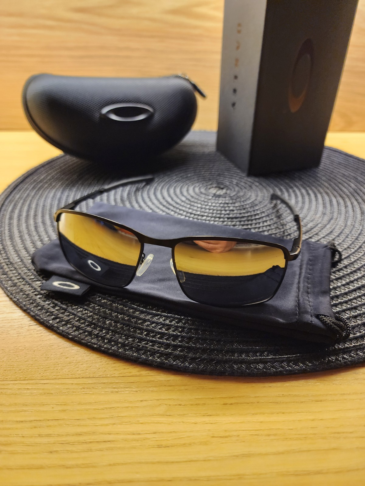 Oakley Conductor 8 Sunglasses Polarized Silver Lens C-5 alloy metal frame