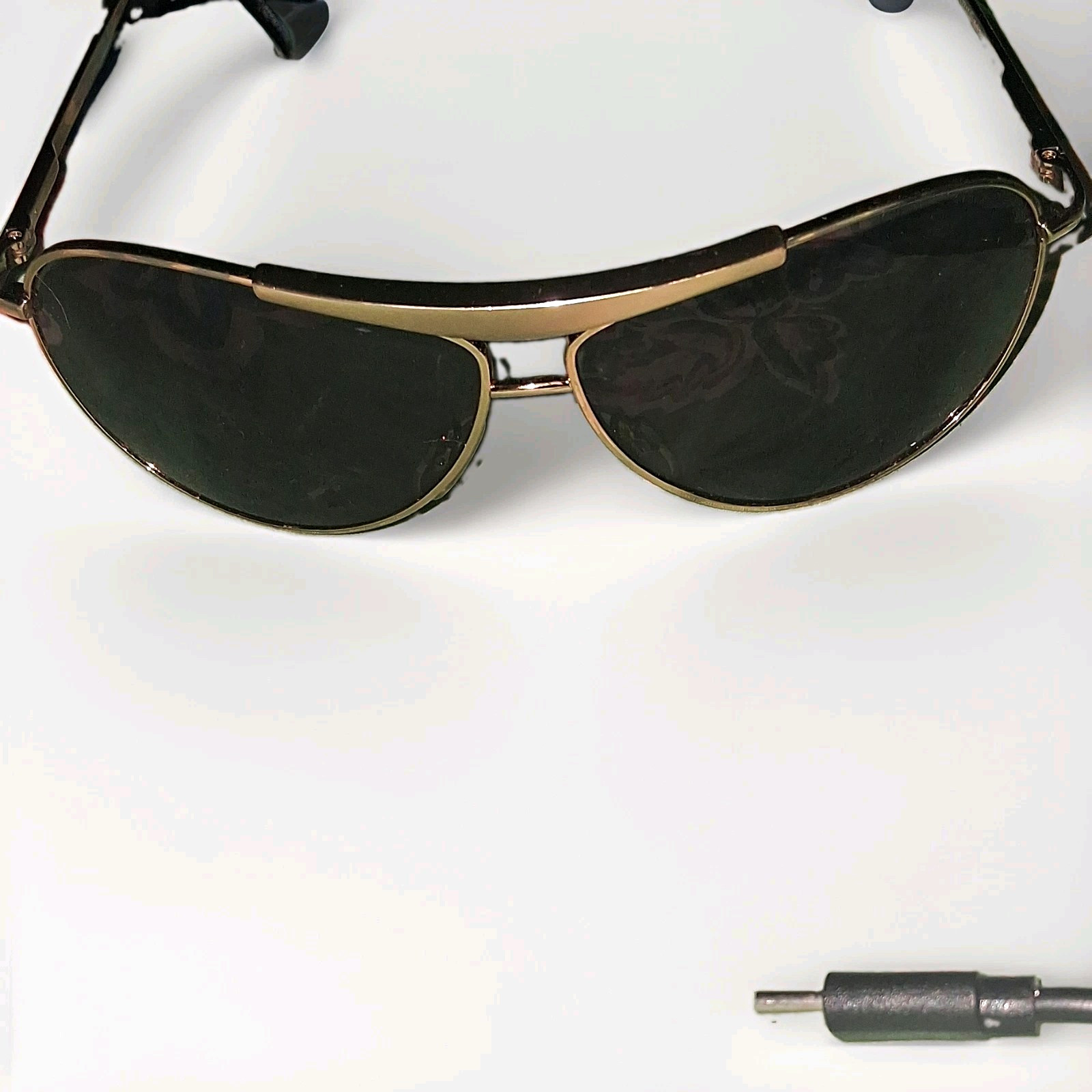 Men’s Aviator Sunglasses Gold Metal Frame Metal Theme w/ Black Lenses