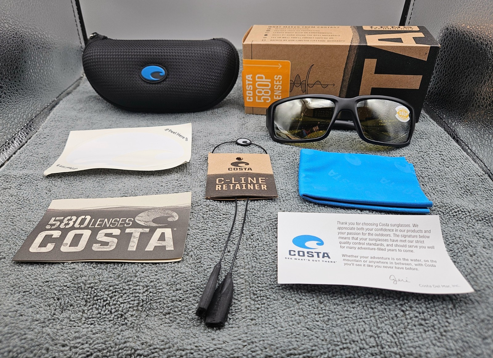 Costa Del Mar Fantail Blackout Frame 580P Sunrise Silver Mirror Lens