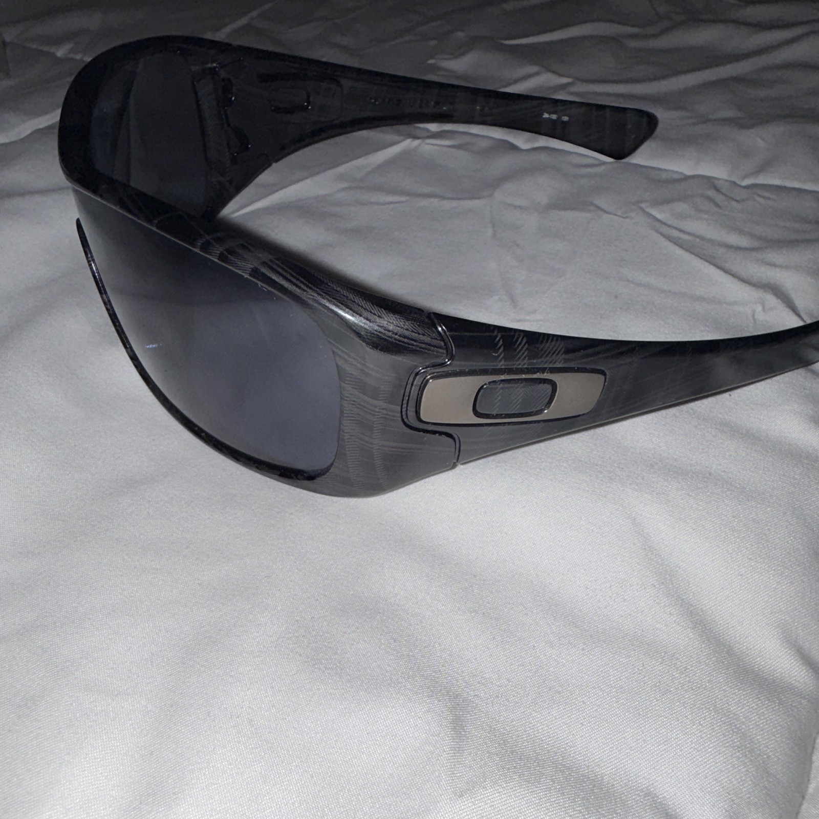 Oakley Oil Rig Polarized Wrap Sunglasses Black Frame Gray Lens 131mm