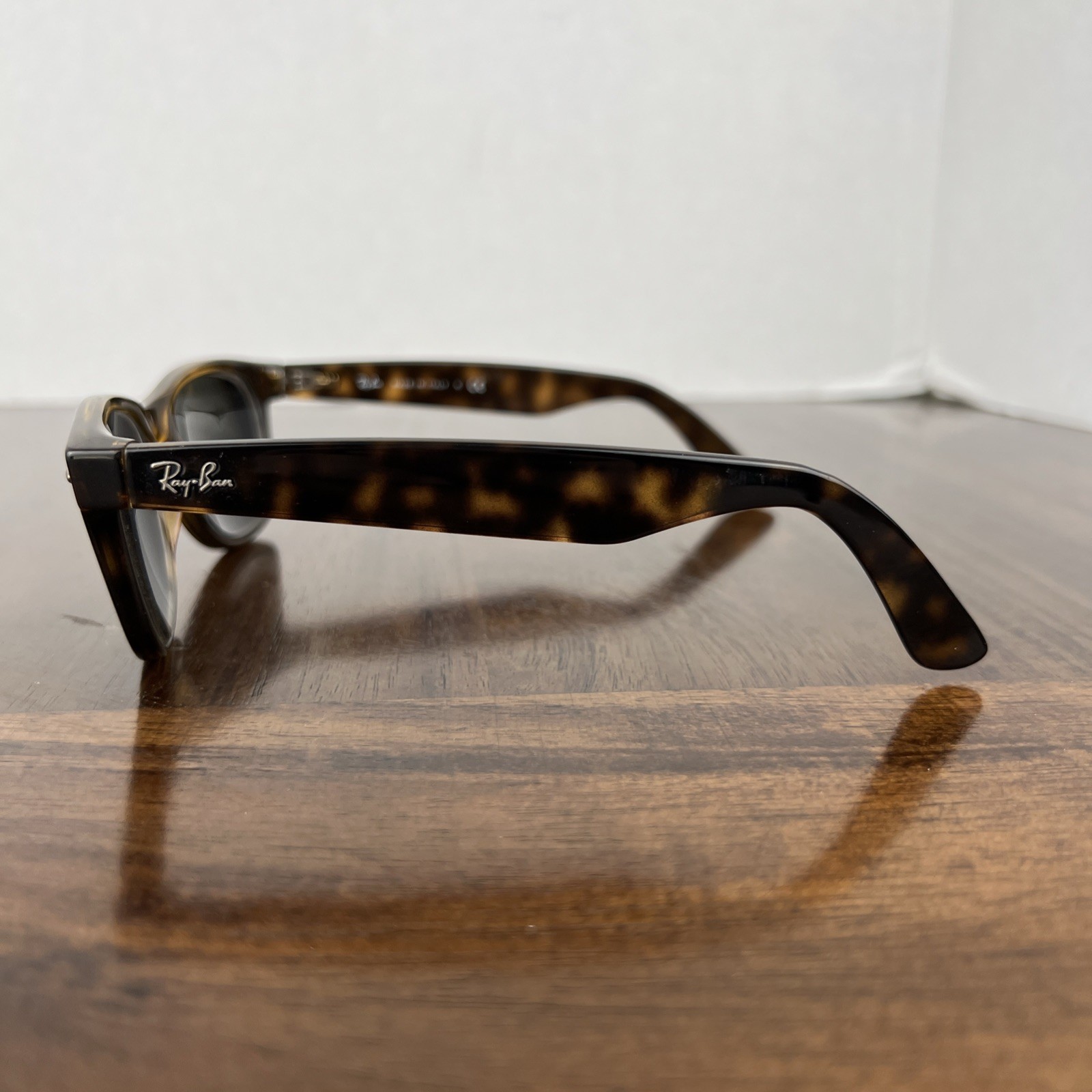 *Frame Only* Ray Ban Sunglasses Wayfarer RB2132 Made In Italy
