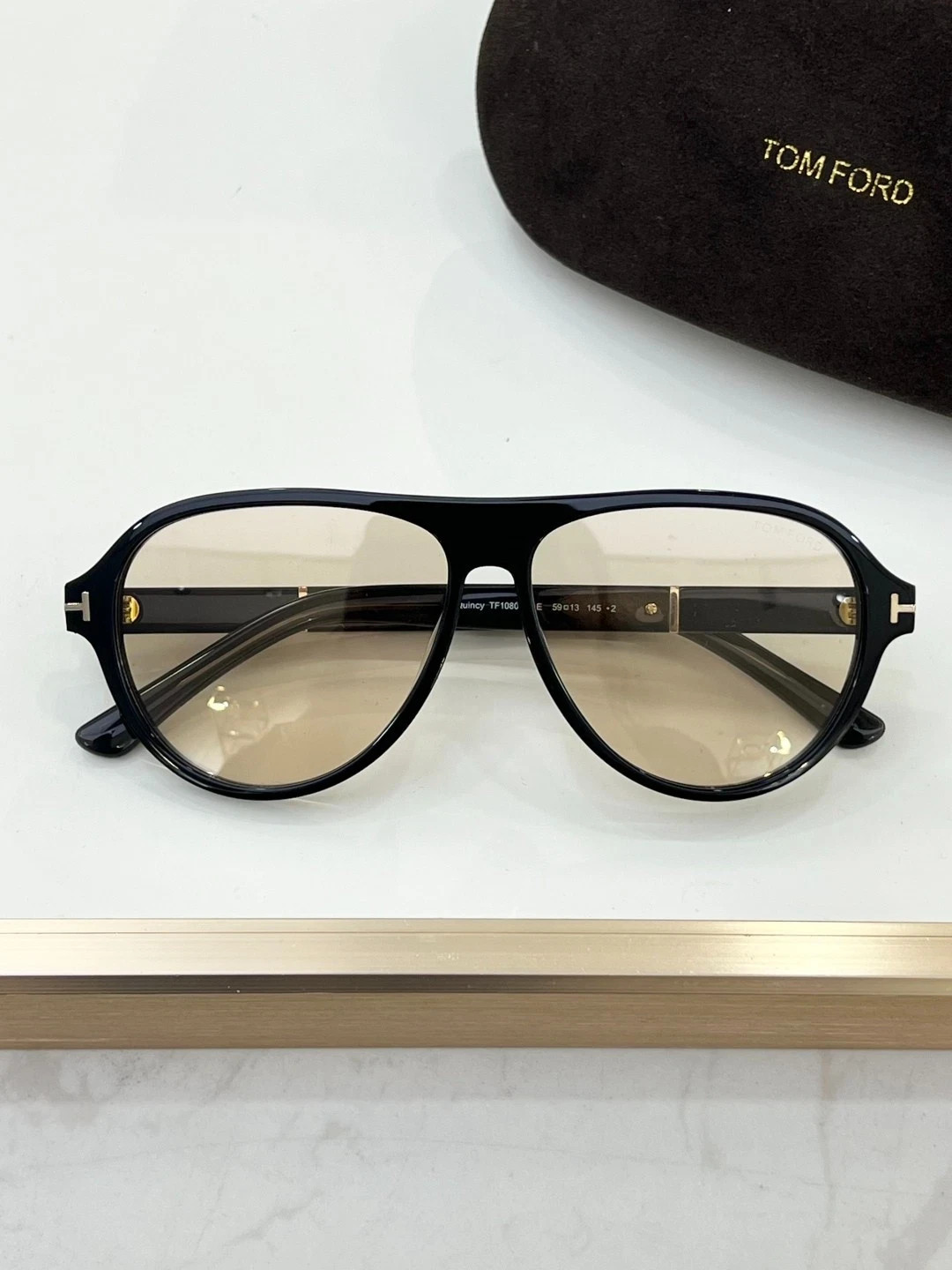 TOM FORD TF1080 Bold Luxury Sunglasses 59-13-145 Signature T Logo Designer Shade