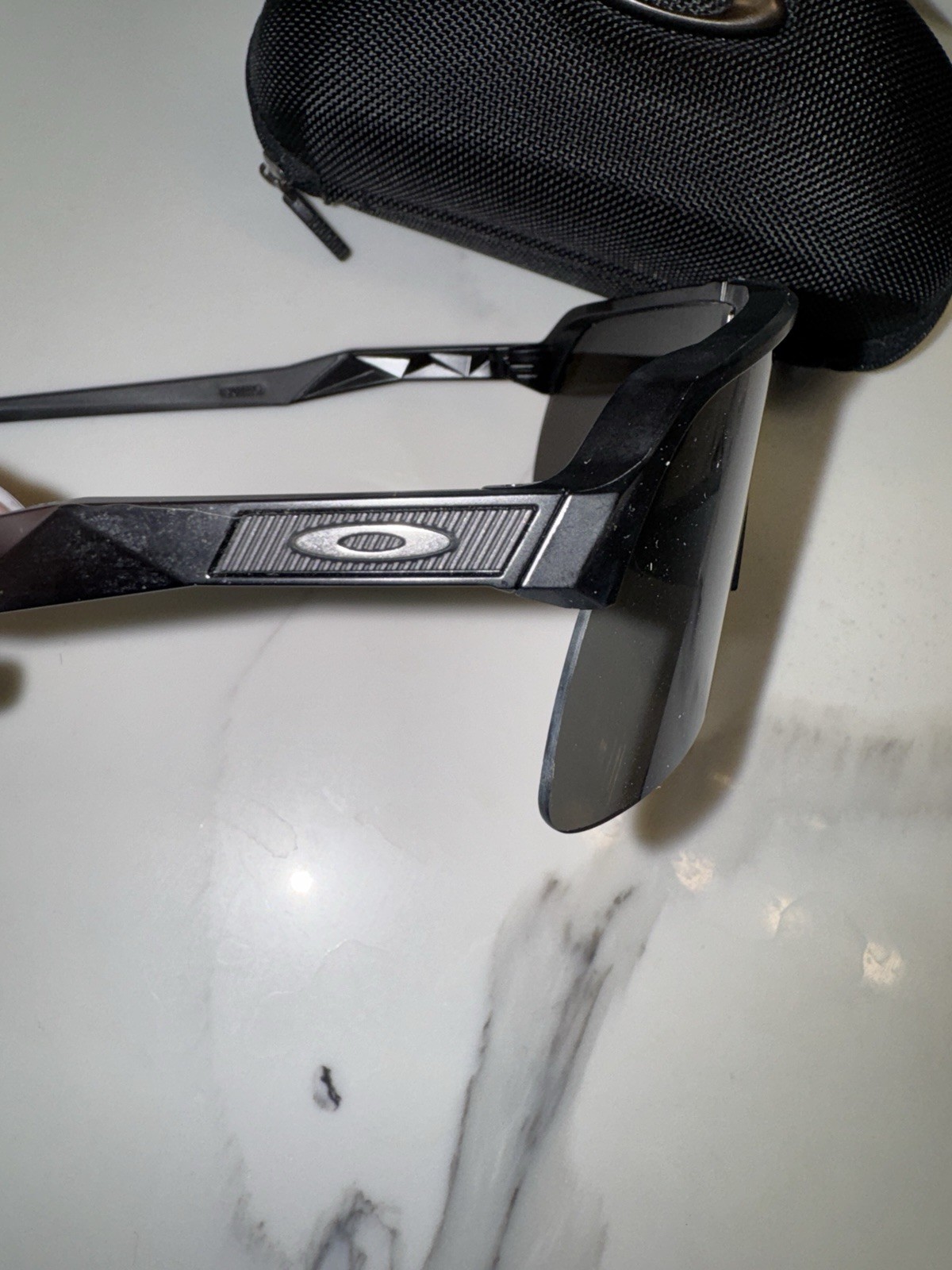 Oakley Sutro Prizm Shield Sunglasses Lightweight Wrap Black Plastic unisex