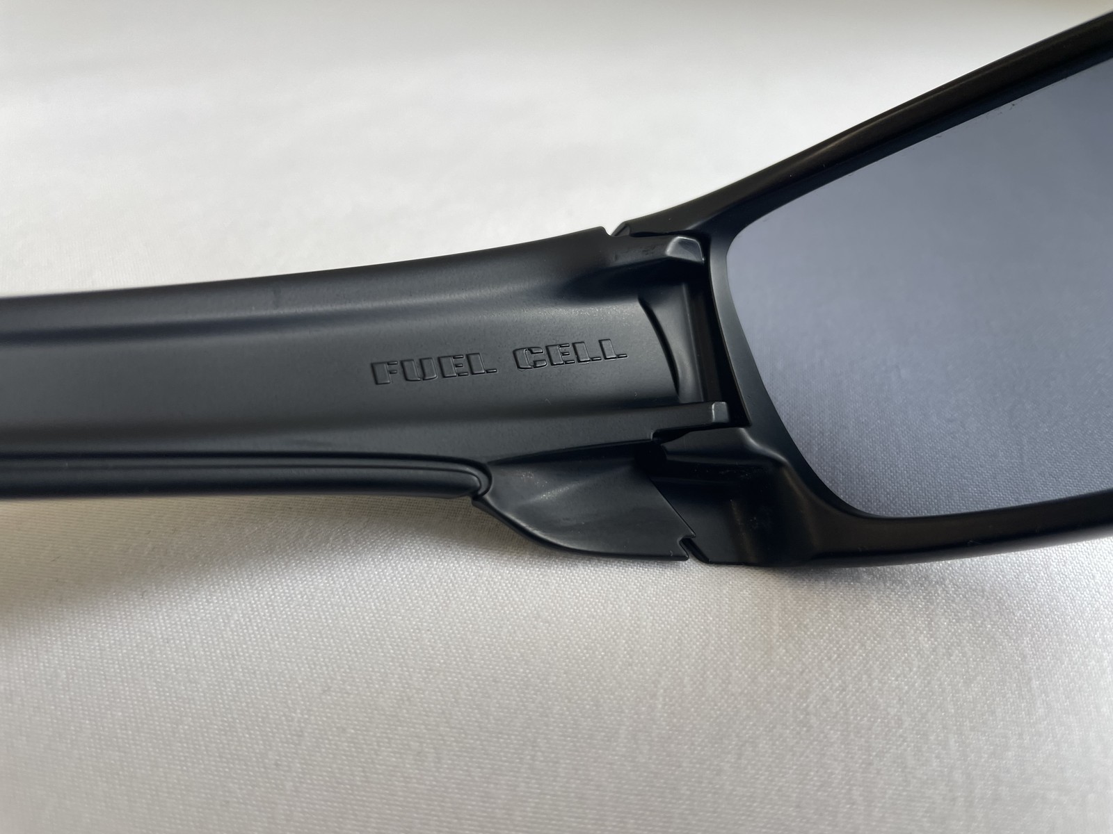 Oakley Fuel Cell Matte Black / USA – Black Iridium – NEAR MINT