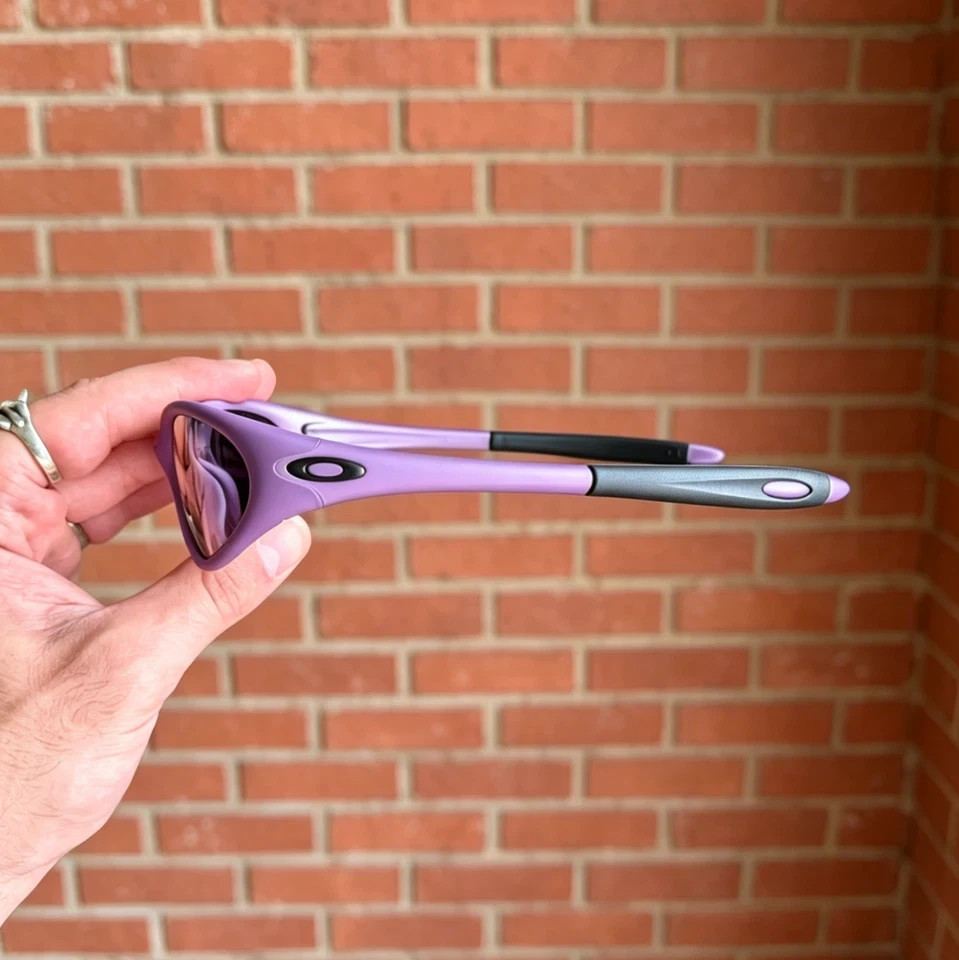 Retro Oakley Minute Gen1 Minute1.0 Sunglasses Lilac Frame Black Lenses