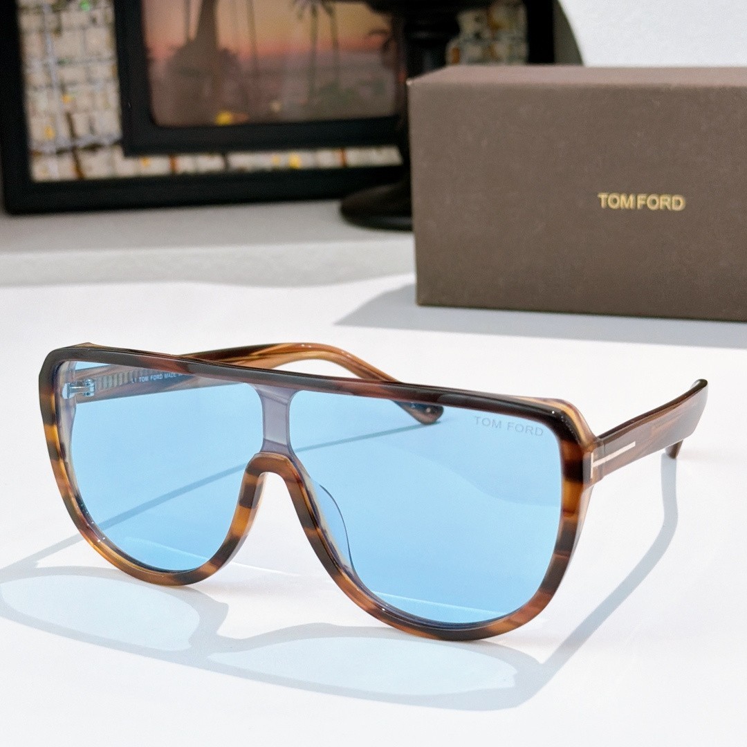 Tom Ford Photochromatic Sunglasses FT1182 Havana/Blue 141-0-145mm New With Case