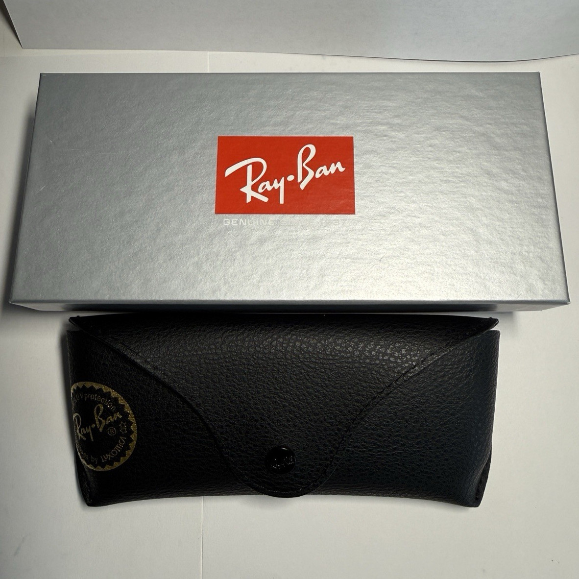 Ray-Ban New Aviator Aviator Sunglasses Gold Metal Frame Blue Gradient Glass