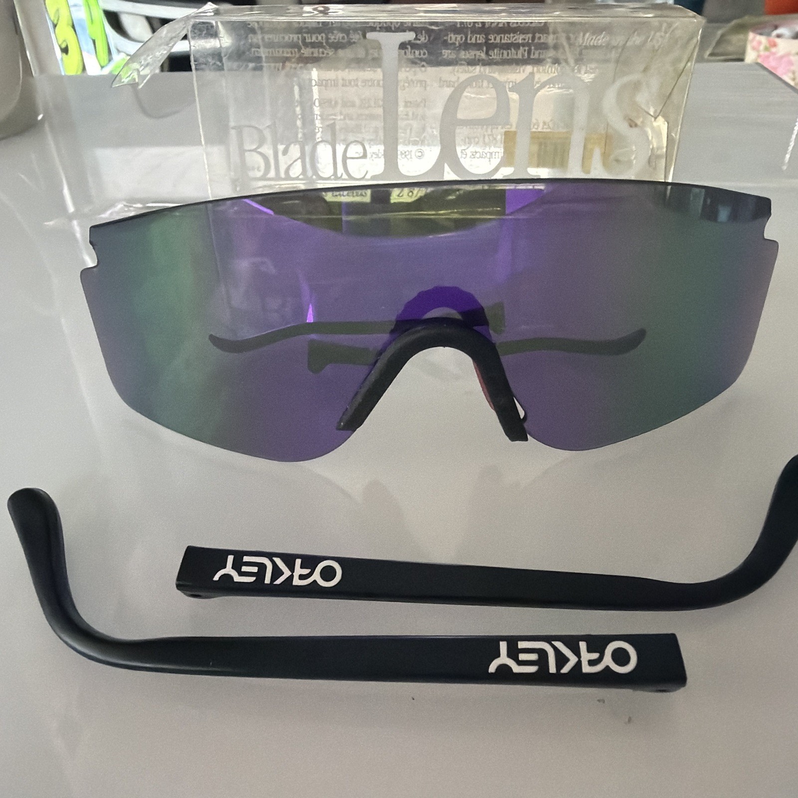 GENUINE OAKLEY BLADE/Razor Blade Positive Red IRIDIUM LENS W/ BOX