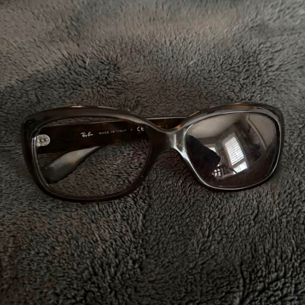 Ray-Ban Jackie Ohh Sunglasses