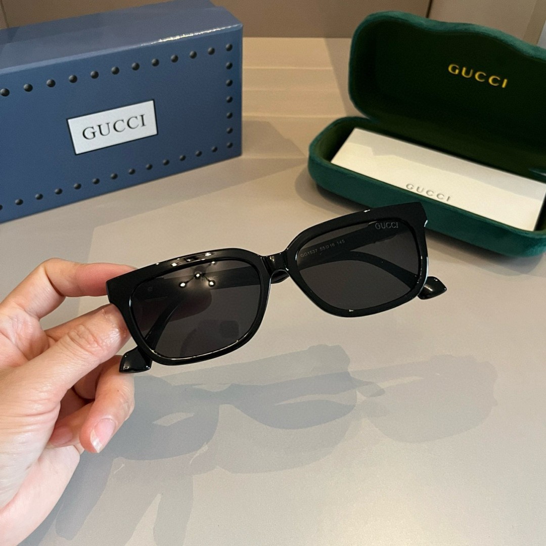 GUCCI GG1537 Unisex Sunglasses Black/Black Lens 55-16-145mm -New With Box