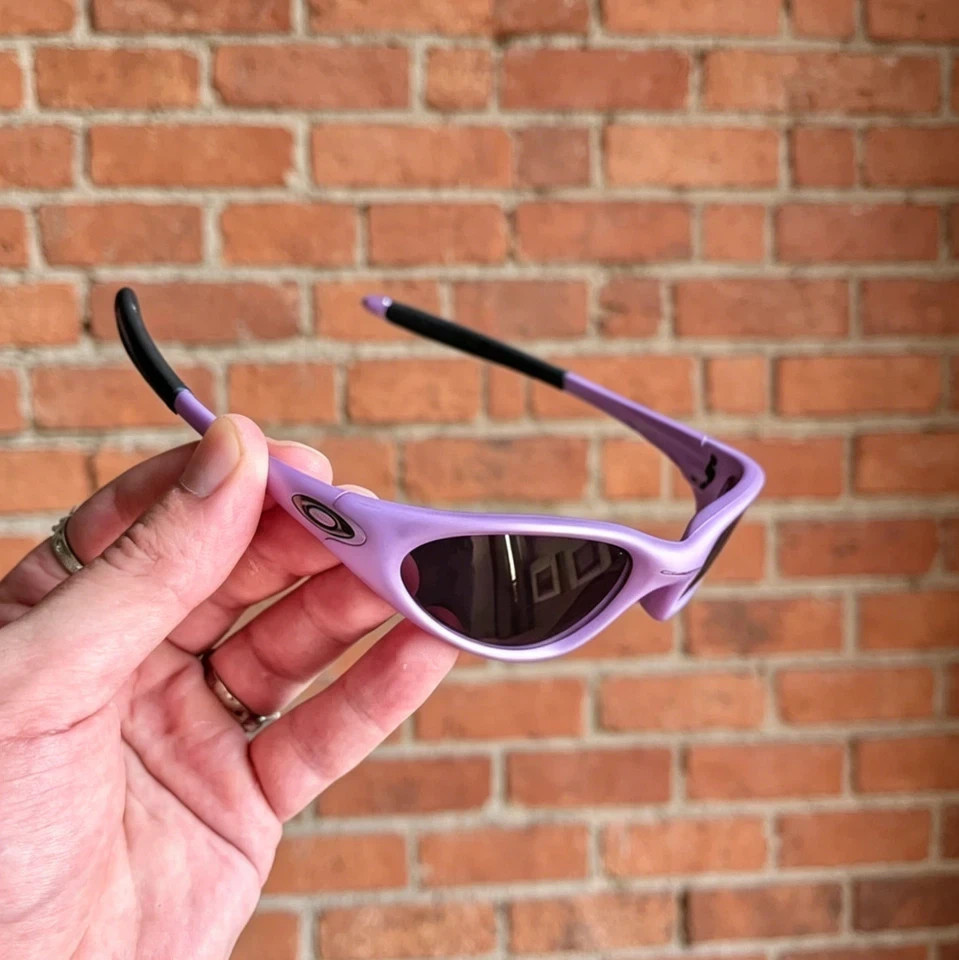 Retro Oakley Minute Gen1 Minute1.0 Sunglasses Lilac Frame Black Lenses
