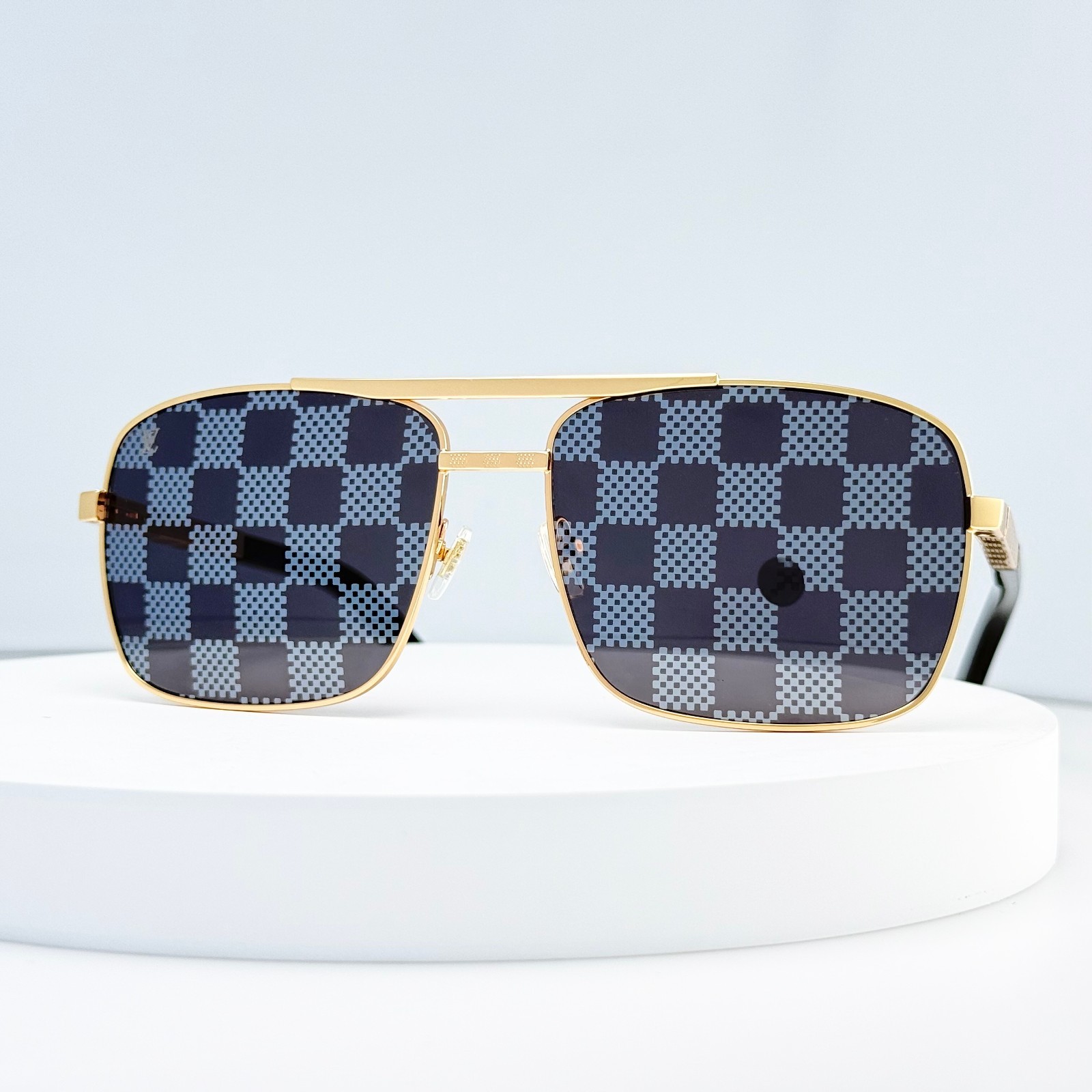 Louis Vuitton Z0259U Gold Navigator Sunglasses Gray Damier Check Lens Italy