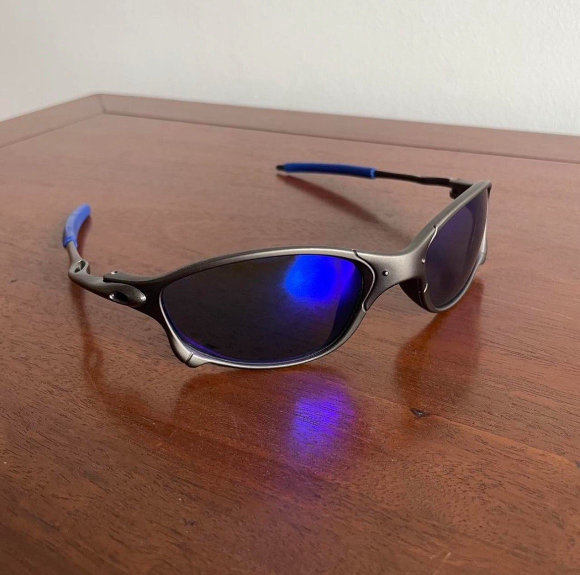 Retro Oakley-Like Juliet Y2K Sports Sunglasses. Purple Lens. No Case